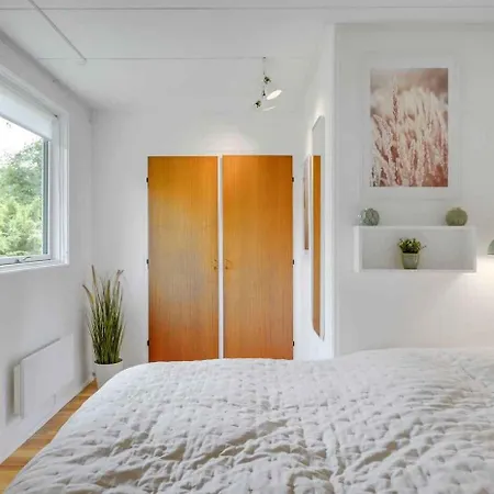 Cozy Near The Beautiful Rageleje Beach,