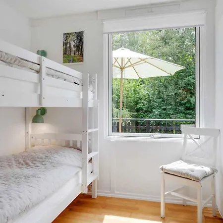 Cozy Near The Beautiful Rageleje Beach, Semesterbostad Vejby